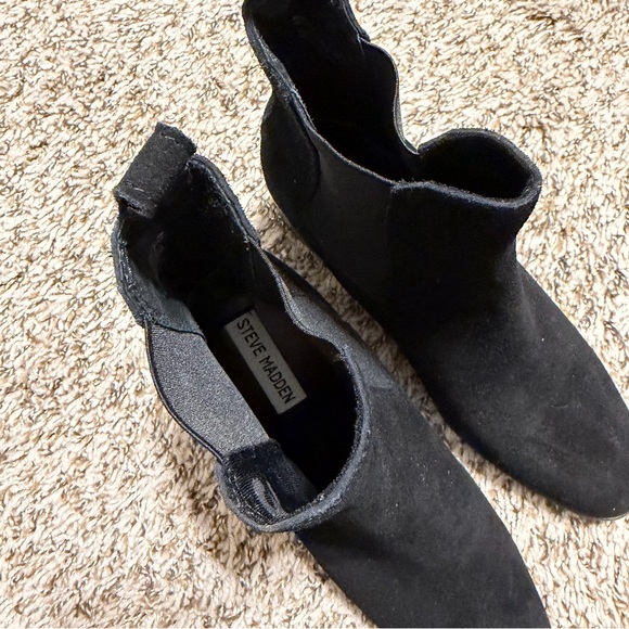 Steve Madden Woman RHIANNON Block Heel Bootie Size: 8 - Picture 4 of 6